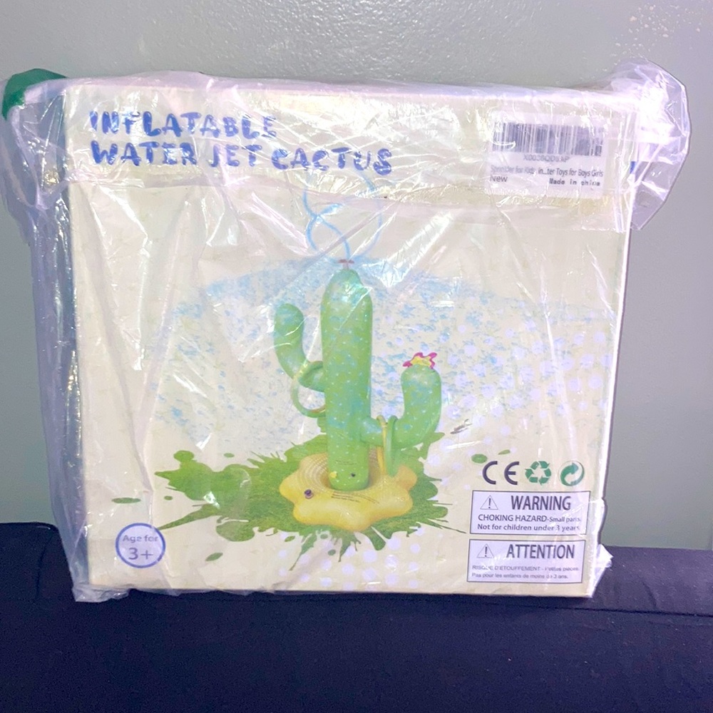 Cactus water sprinkler